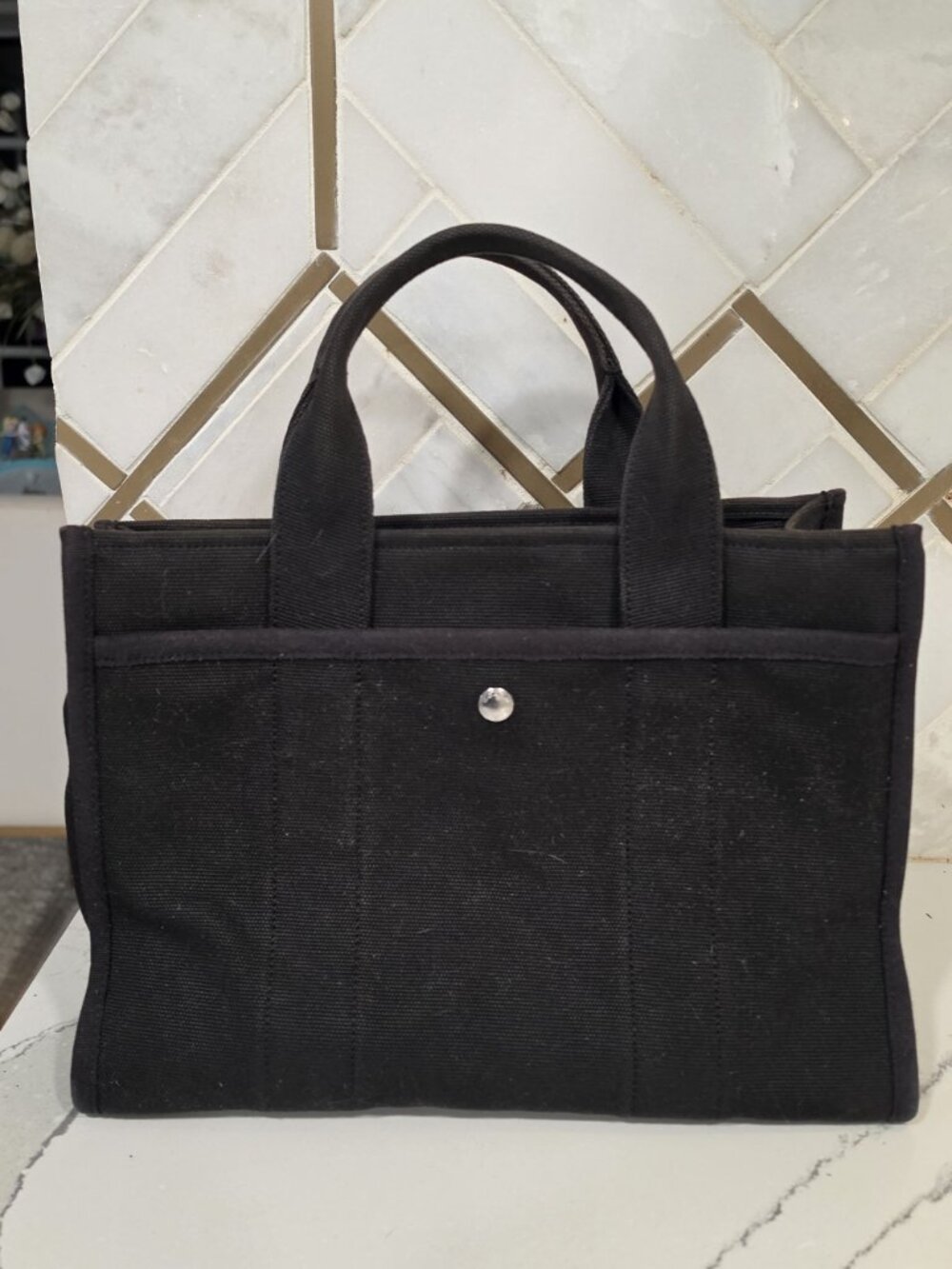 Coach Black Canvas Tote Bag With Gold Logo Spacious Interior Snap Closure Faded - Picture 4 of 8